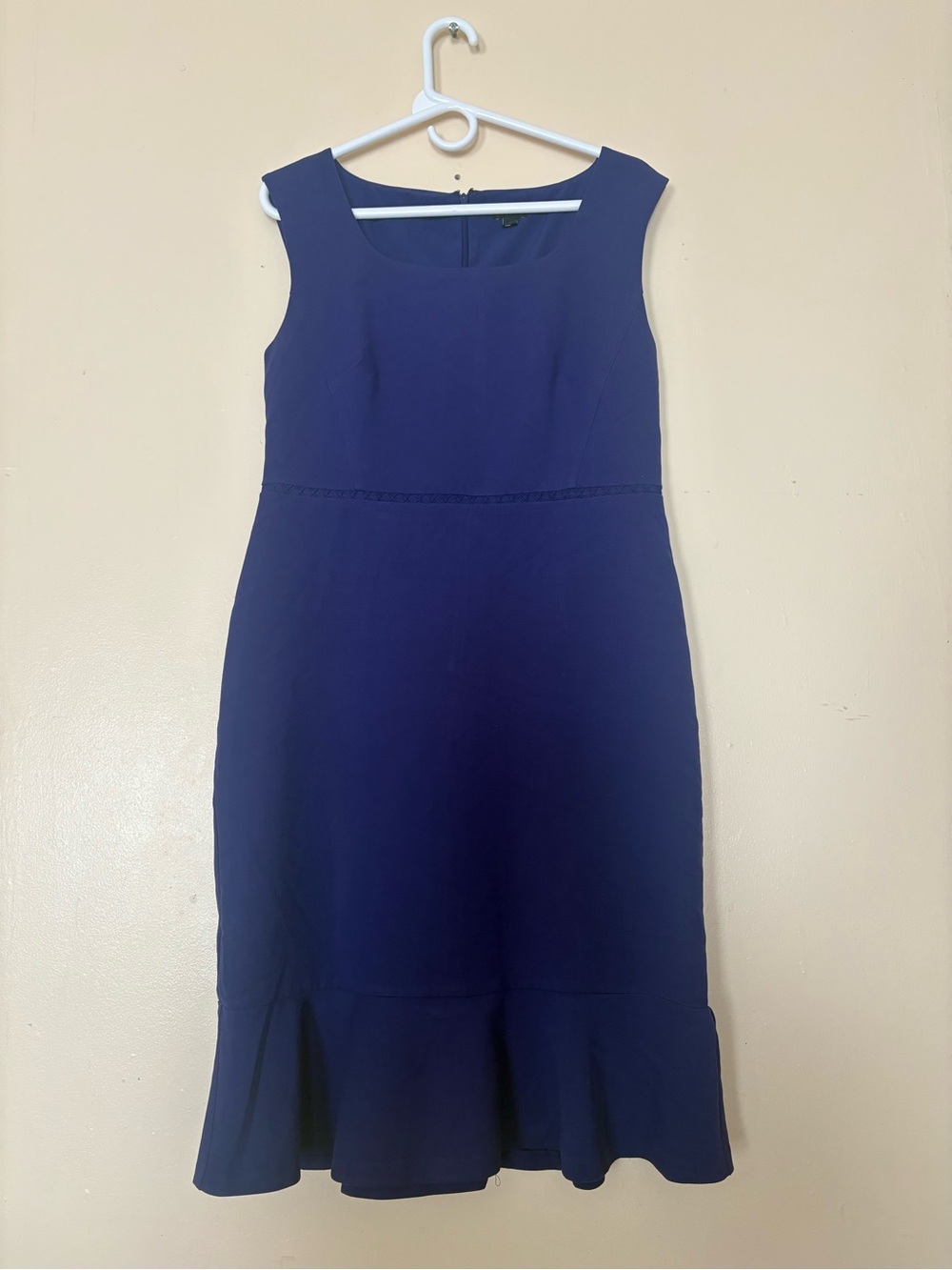 Ann Taylor Navy Sleeveless Sheath Dress with Flounce Hem